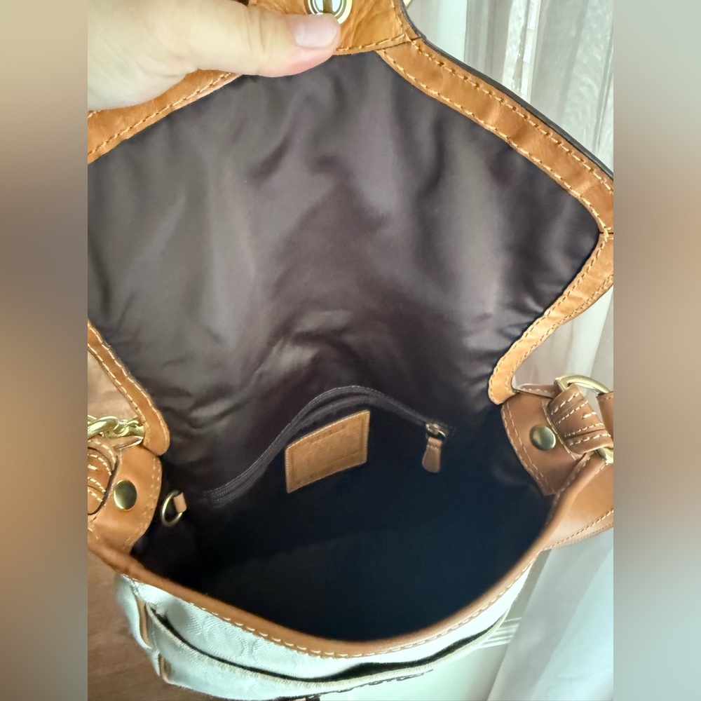 Coach Bleecker Tan and Cream Signature Canvas Shoulder Bag in Saddle/Chalk - Picture 8 of 9